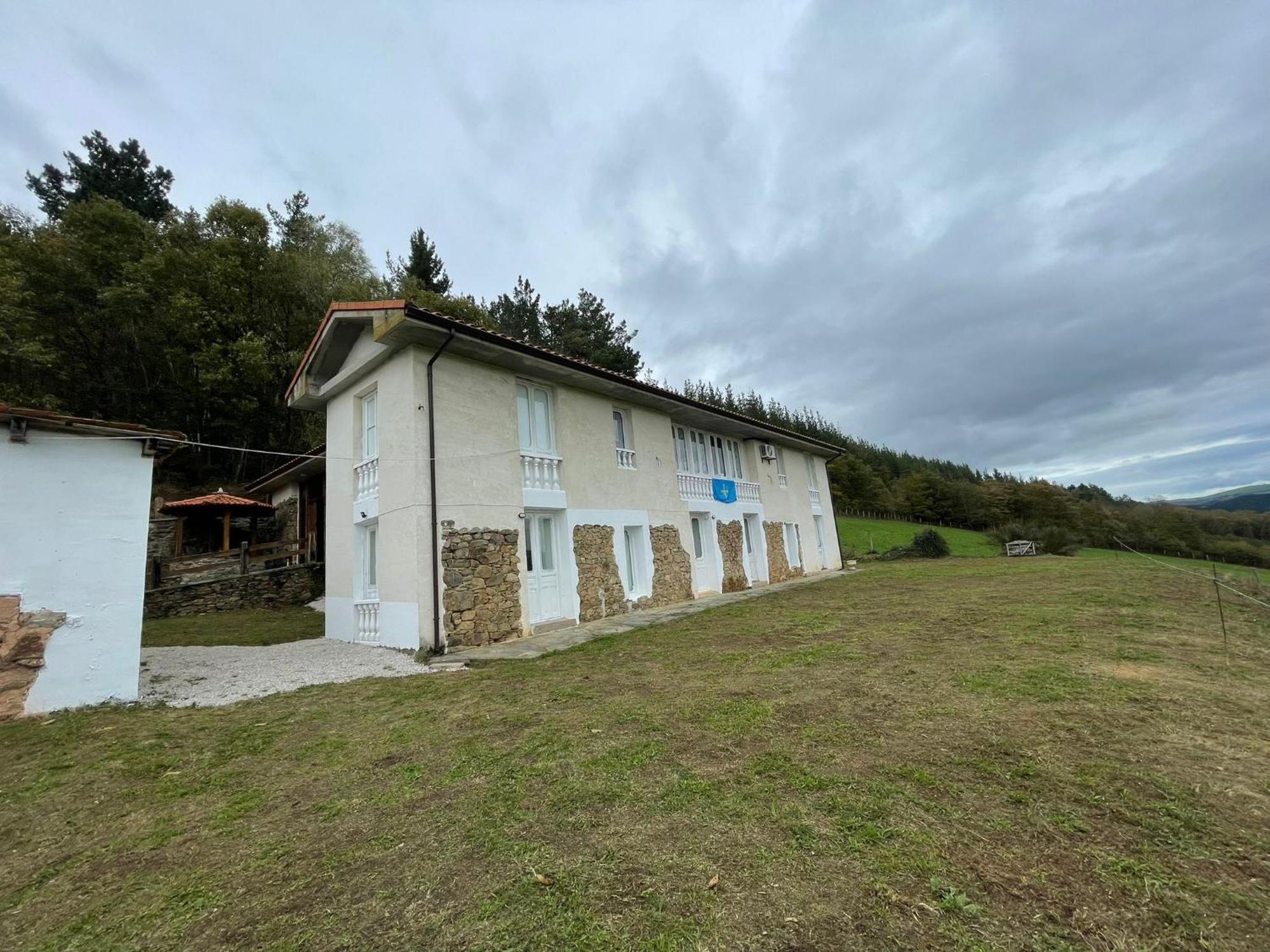 Hotel El Nuevo Semellon Aceptamos Mascotas Tineo Zewnętrze zdjęcie